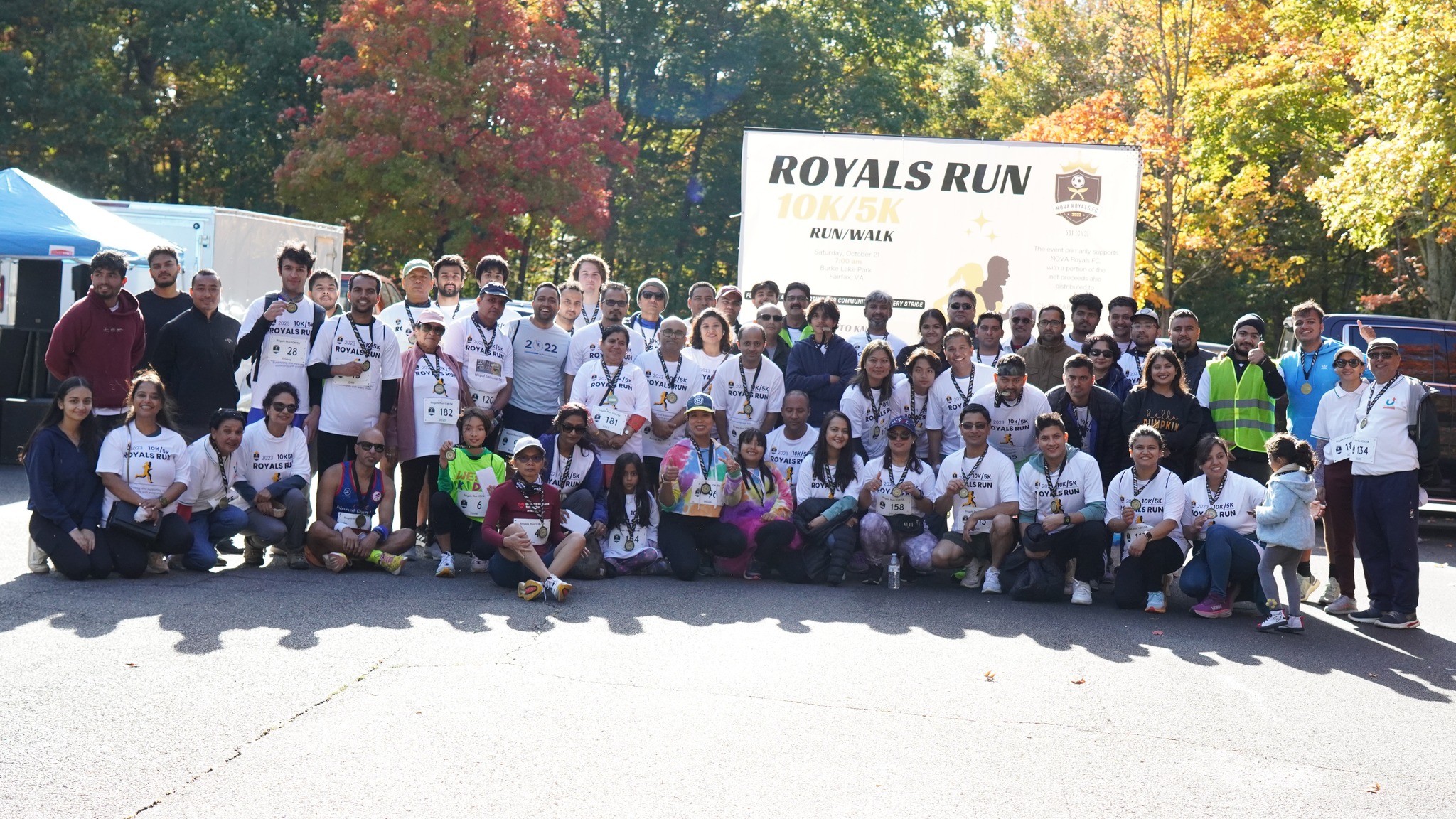 Royals Run runners and volunteers gathered for a group photo